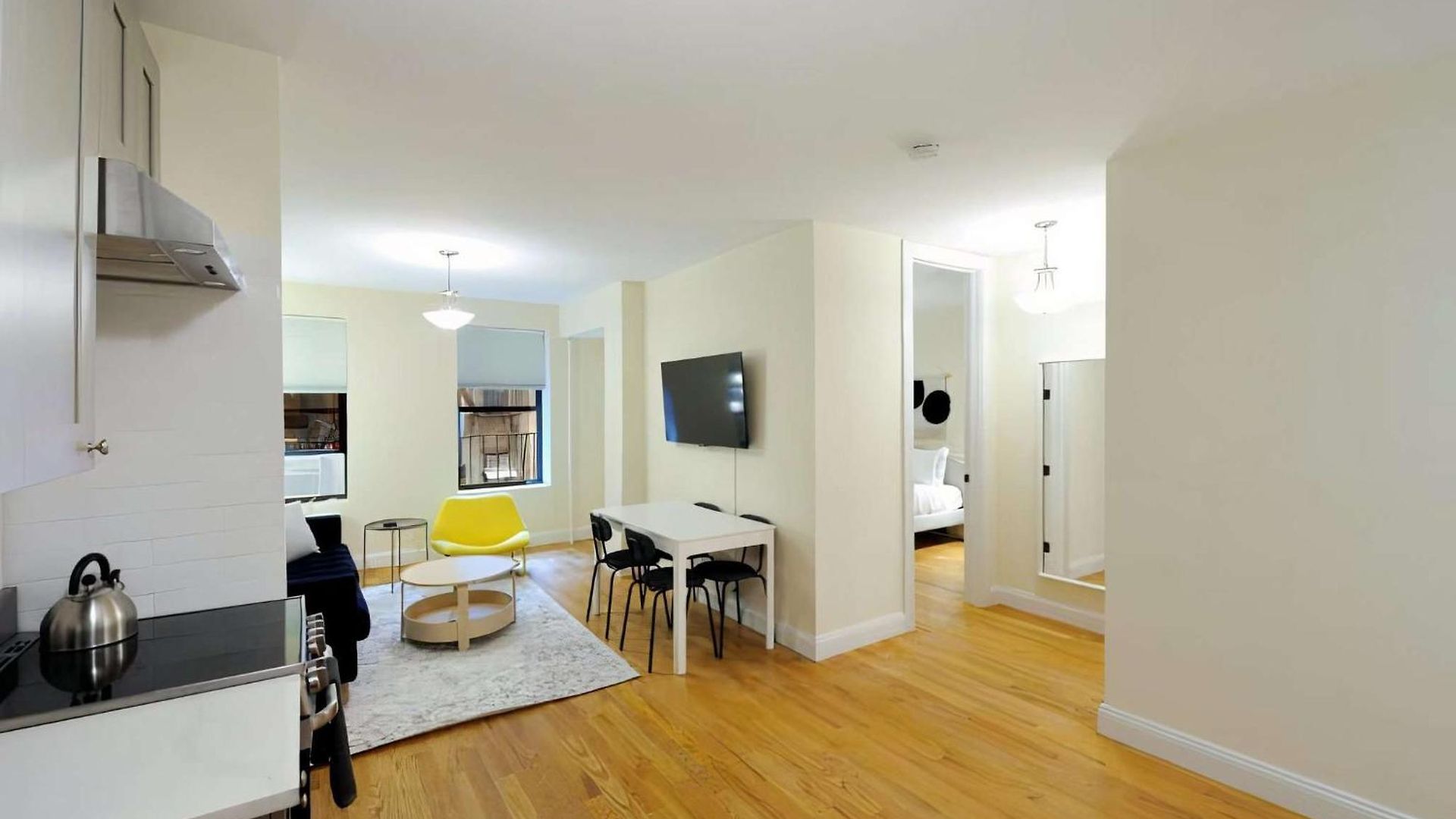 The Emerson Vibe 8742 Apartment