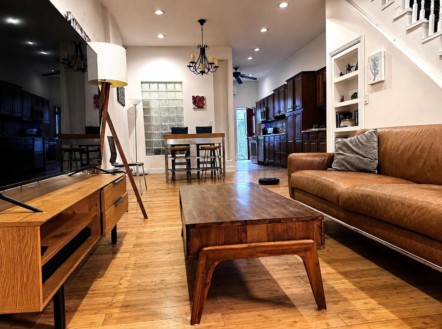 The Heights Haven, Spacious 6 Bedrooms Townhouse With Patio * New York