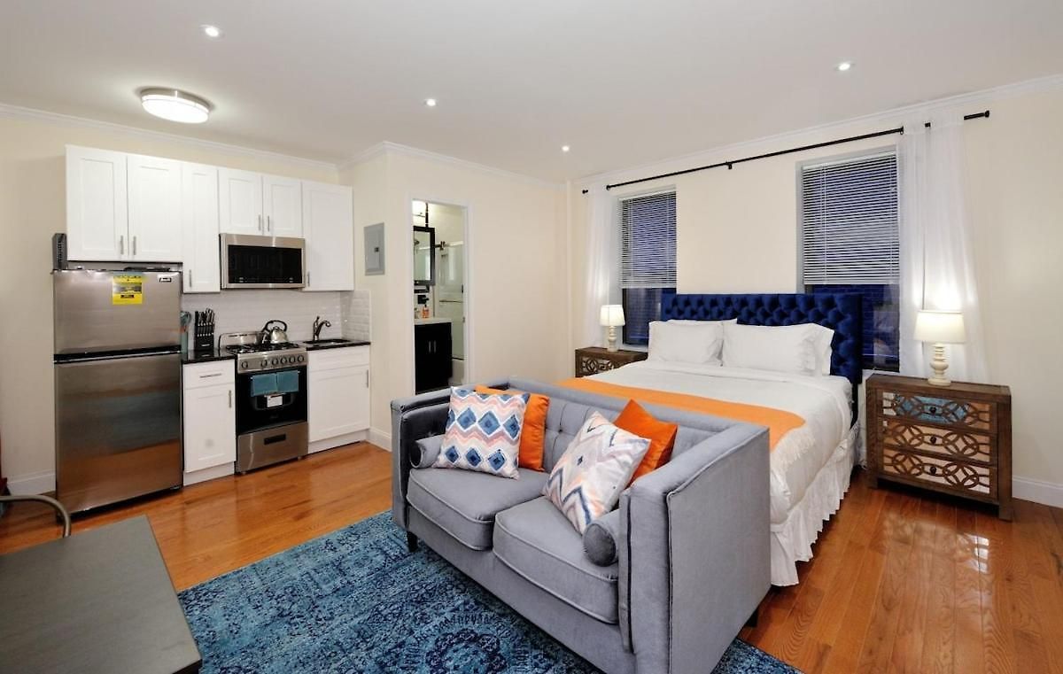 The Lexy Vi Vibe 8634 Apartment