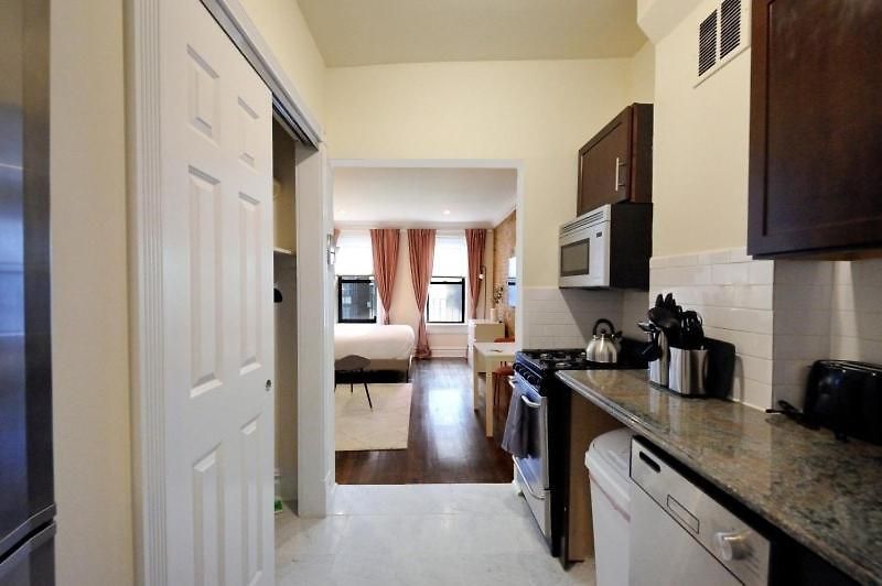 The Lisa Iii Vibe 8735 Apartment