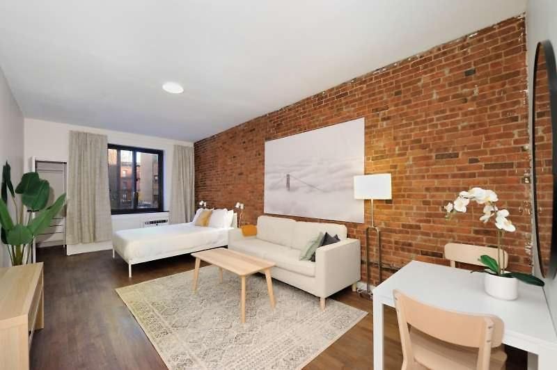 The Julian Vibe 8748 Apartment