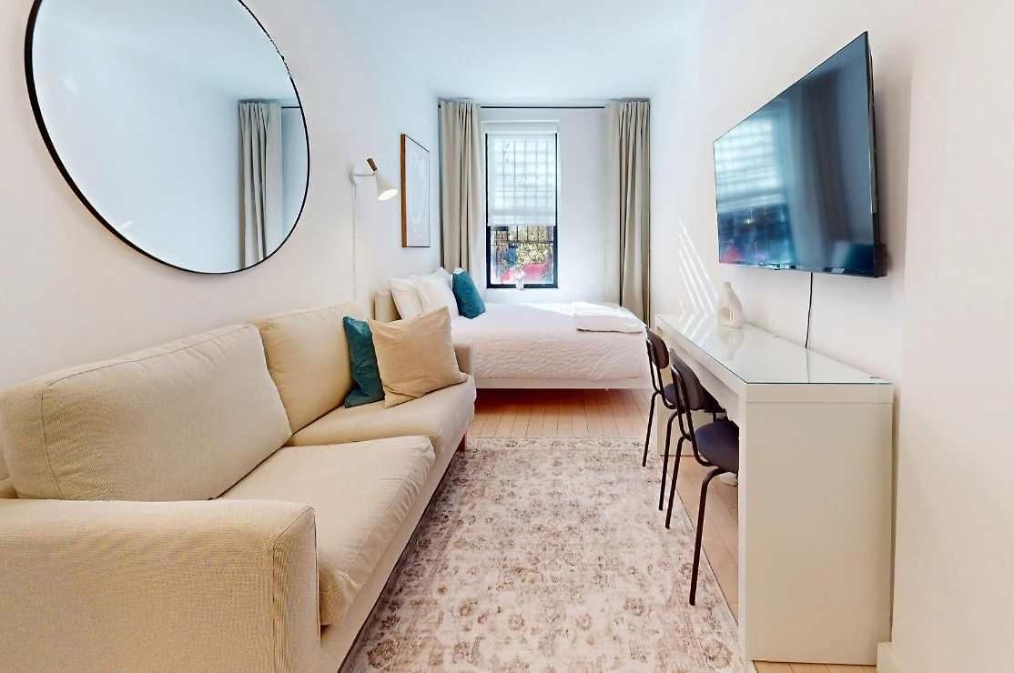 The Chelsea I Vibe 8808 Apartment *