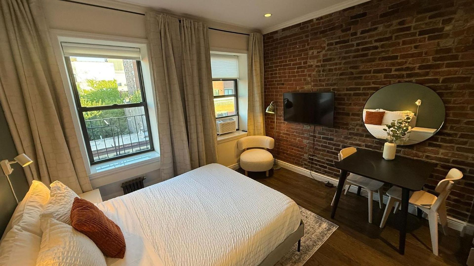 The Pewter Flat Vibe 8799 Apartment New York
