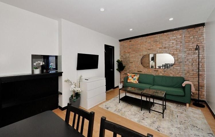 The Ideal Vi Vibe 8571 Apartment New York