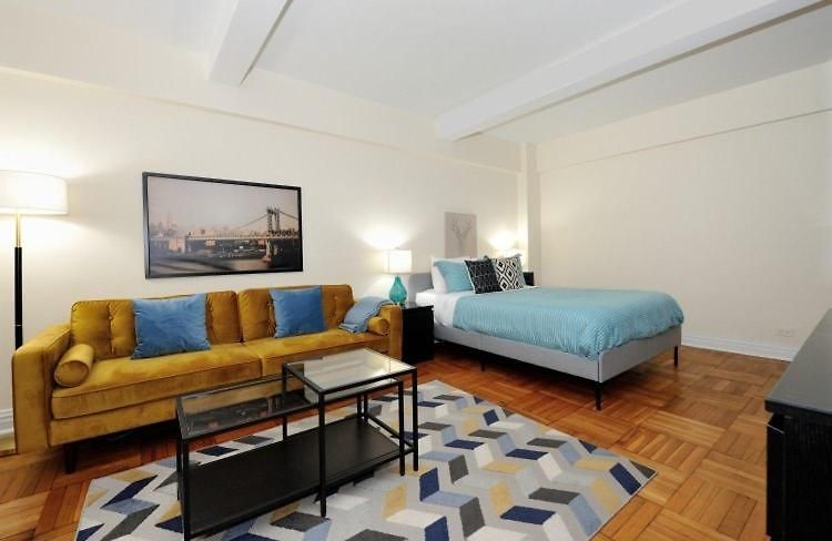 The Sutton Iii Vibe 8655 Apartment *