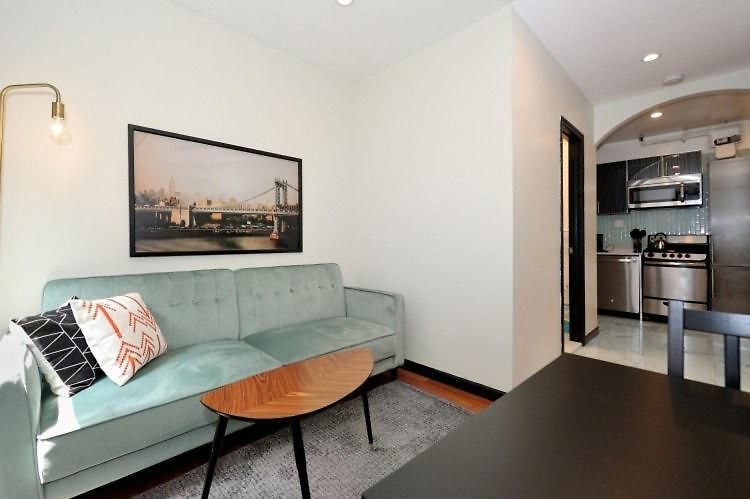 The Lenox Ii Vibe 8658 Apartment *