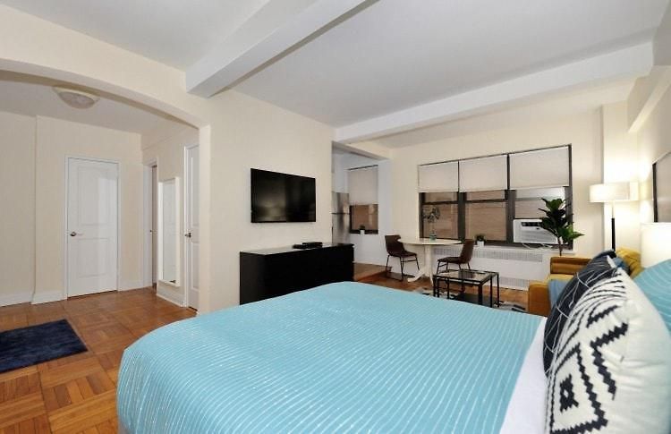 The Sutton Iii Vibe 8655 Apartment *