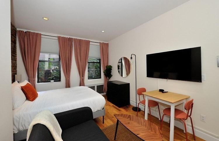 The Lisa Ii Vibe 8729 Apartment