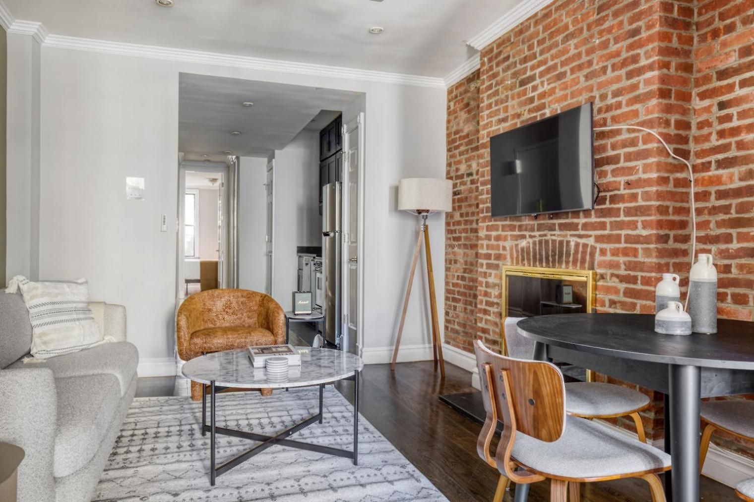 East Village 2br W Wd Nr Restaurants Nyc-954 Apartment New York