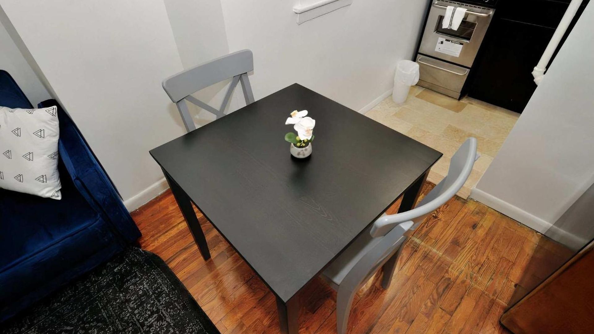 Apartment The Columbus Iii Vibe 8639