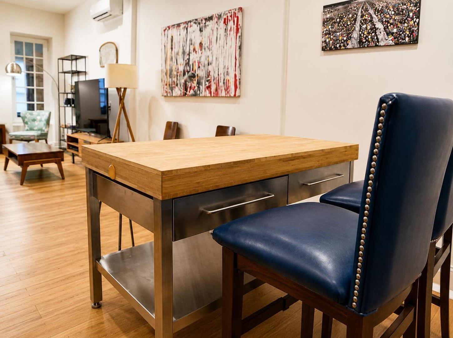 Apartment The Heights Haven, Spacious 6 Bedrooms Townhouse With Patio New York