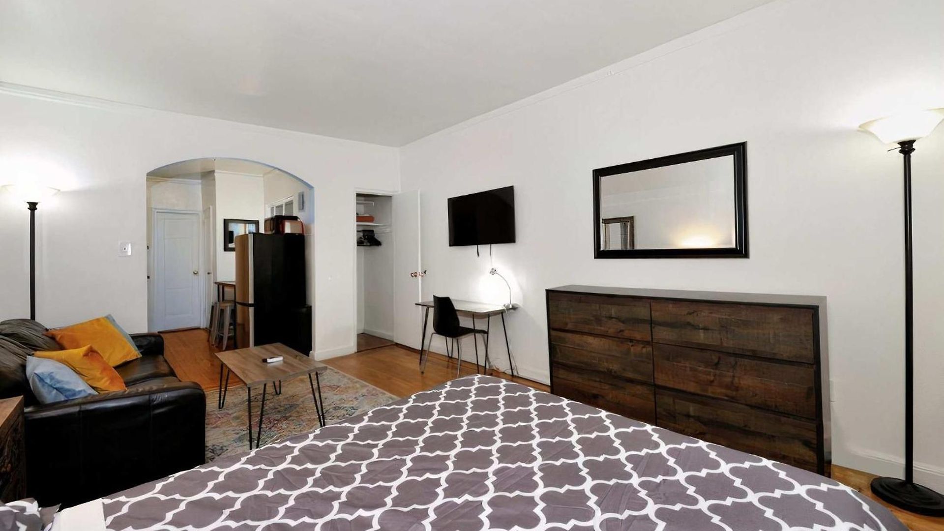 The United Flat Iv Vibe 8607