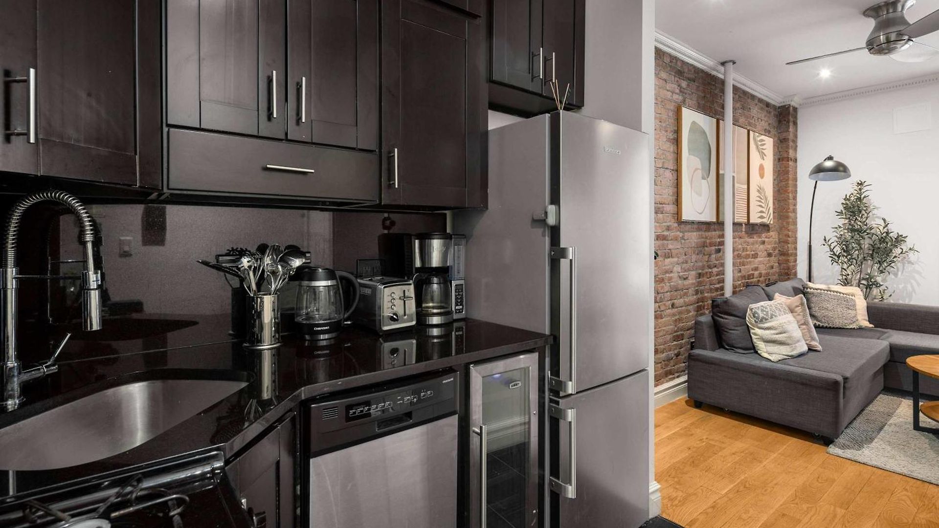 Stylish 2-bedroom In East Village