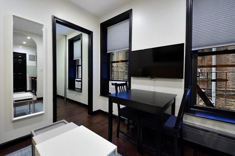 The Lenox Iii Vibe 8659 Apartment