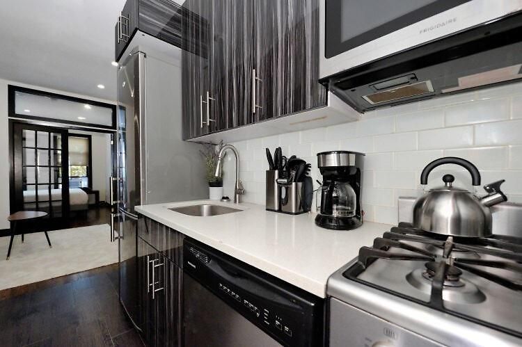 The Madison Vibe 8713 Apartment *
