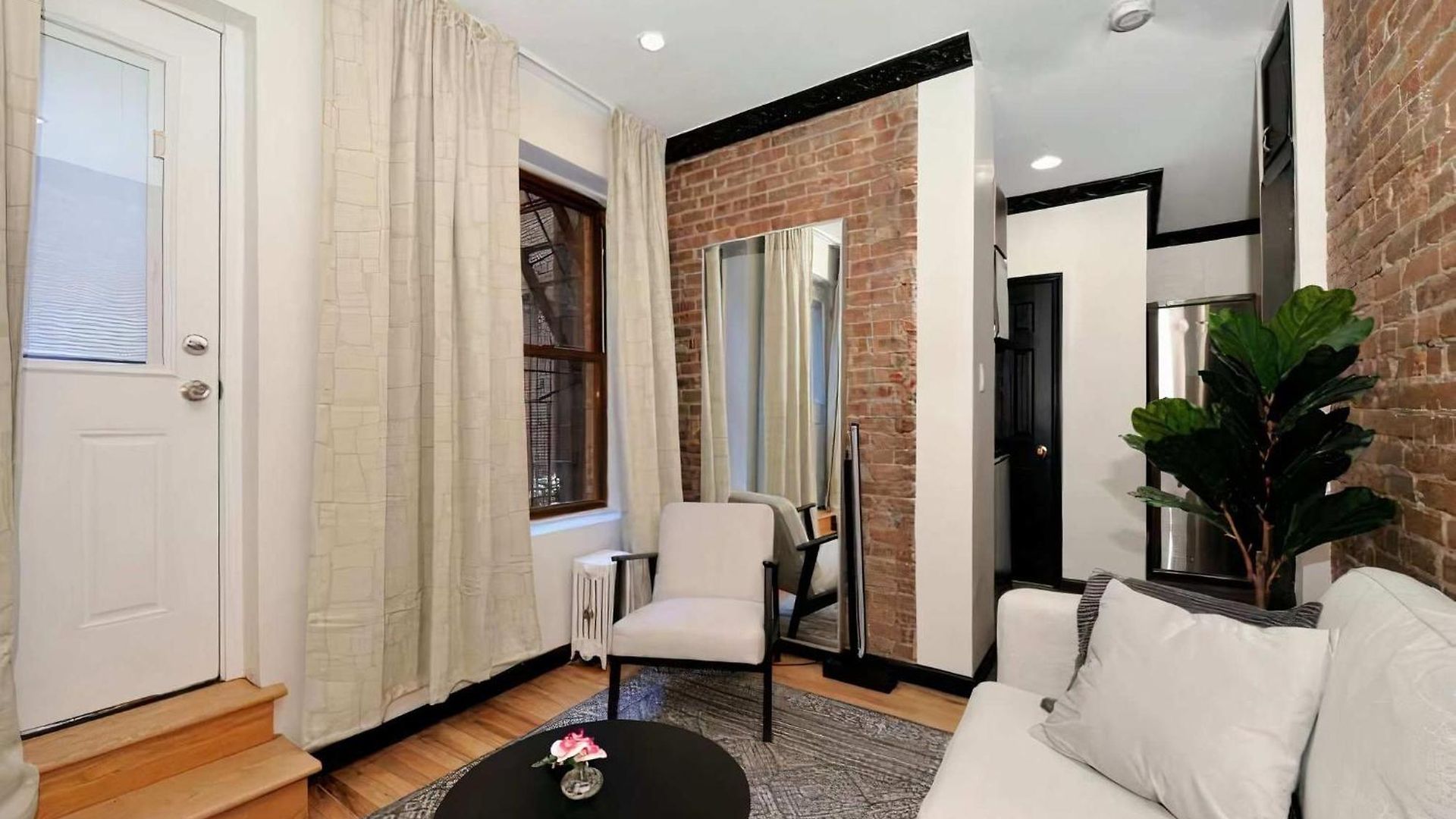 The Gram Vibe 8581 Apartment New York