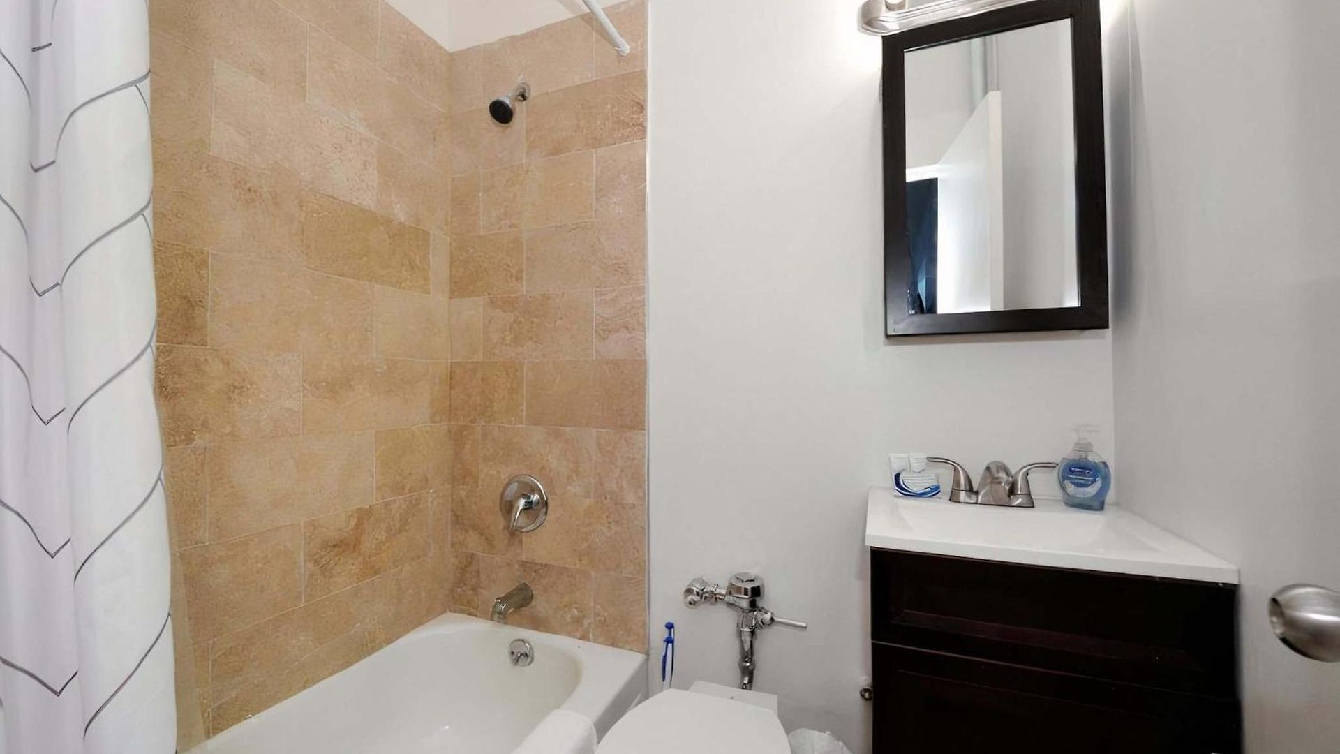 The Columbus Iii Vibe 8639 Apartment New York