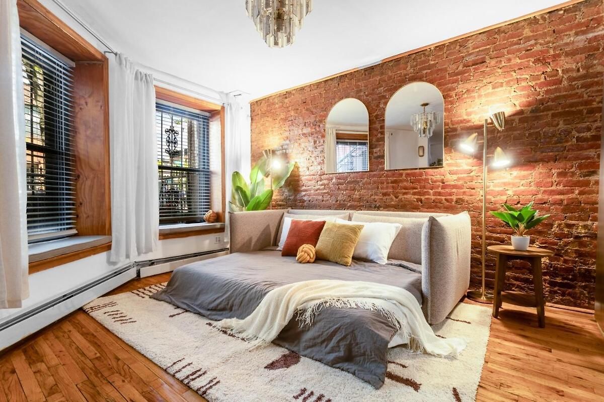 The Boca Abode - 2br 2bth W Jacuzzi Tub & Private Backyard New York
