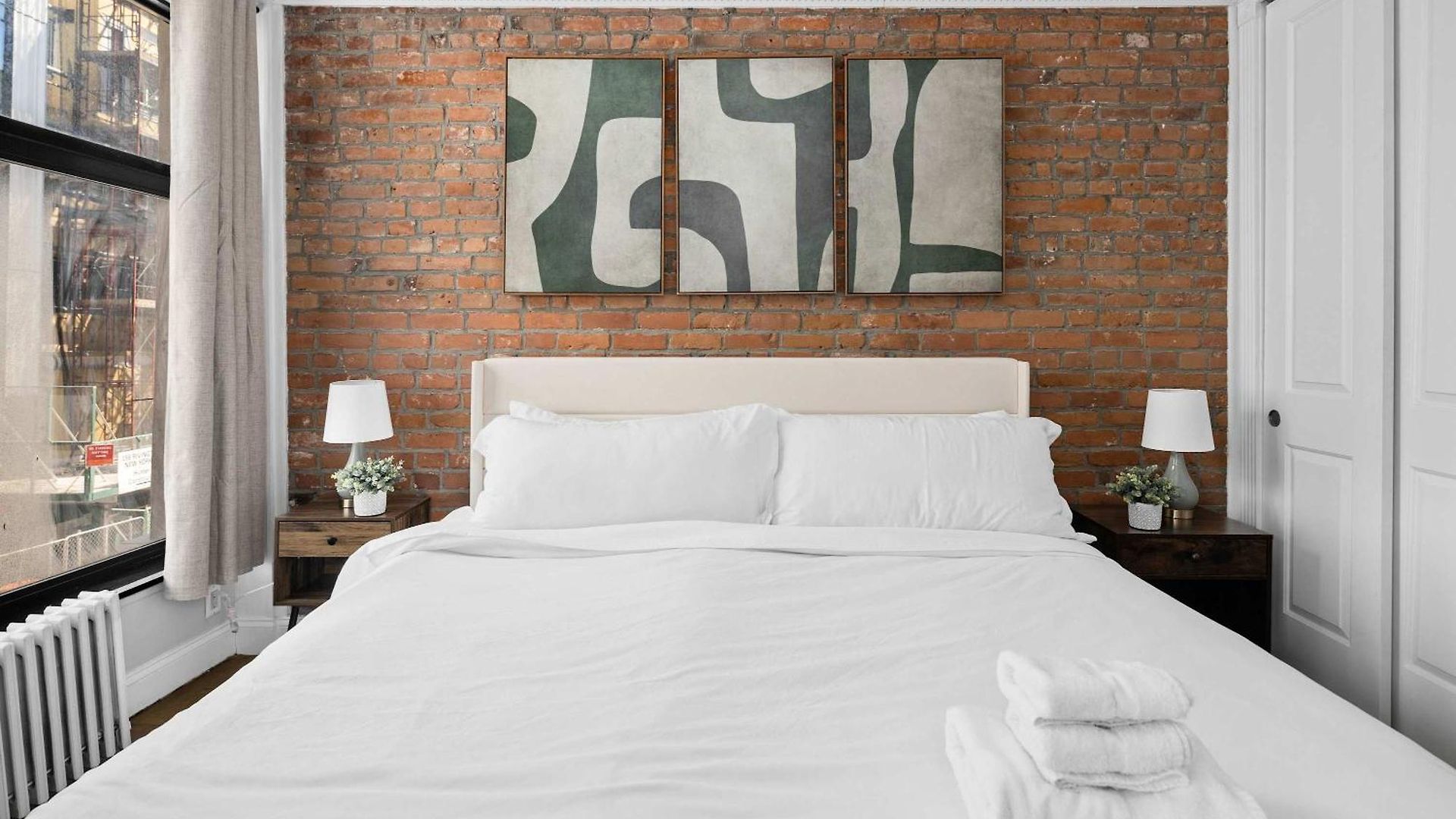 Stylish 3-bedroom Lower East Side Apartment