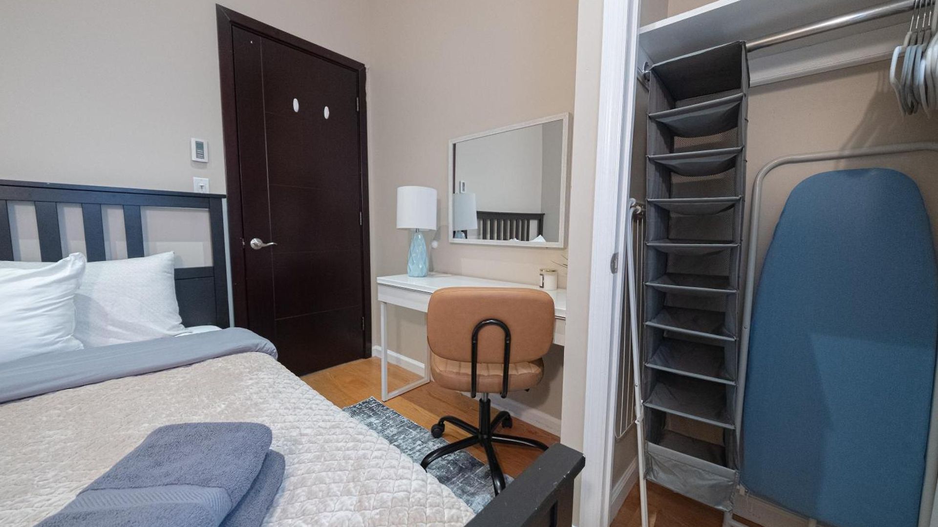 Apartment Comfy 2 Bedroom On Park West *