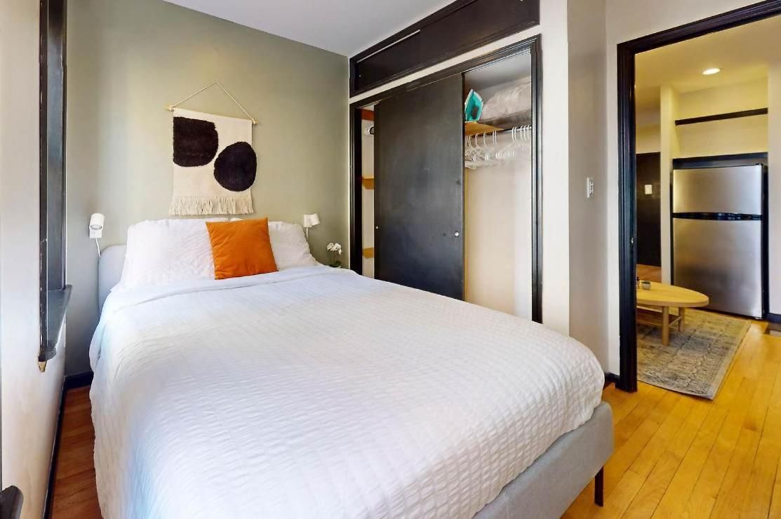 The Ideal Vii Vibe 8594 Apartment