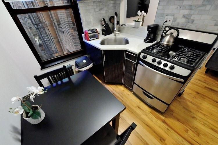The Ideal Xiii Vibe 8673 Apartment