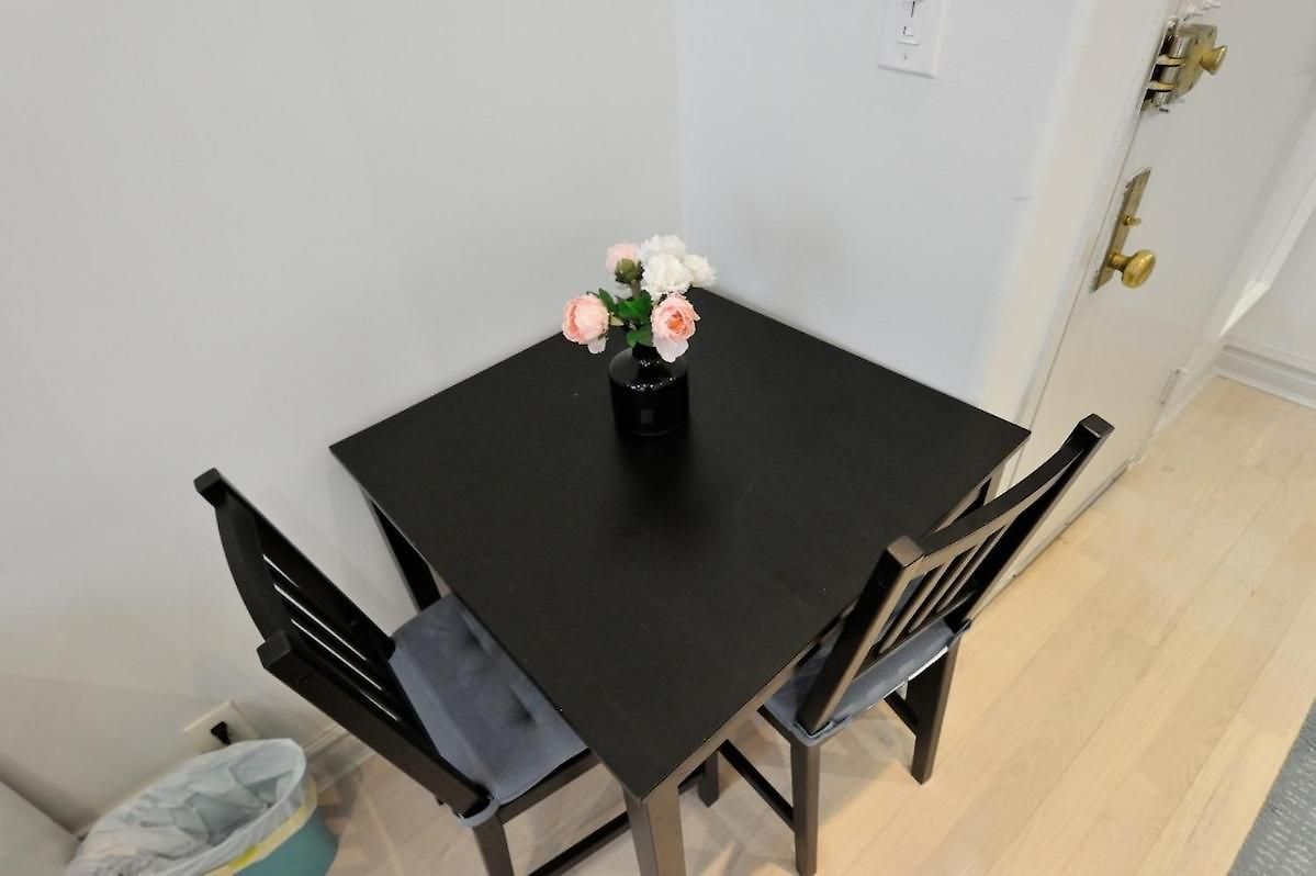 Apartment The Yorkville Vibe 8679