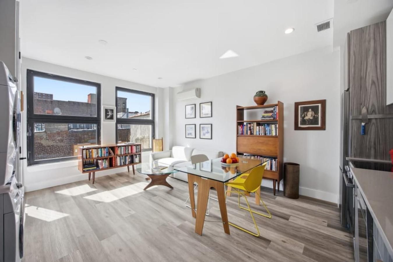 Modern Brooklyn Retreat W Balcony And Views *
