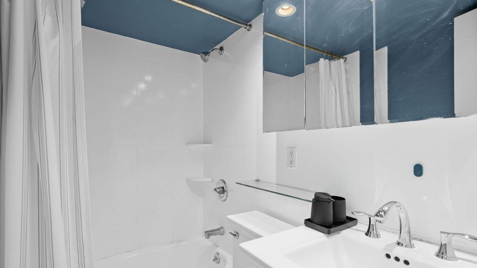 Stylish 3-bedroom Lower East Side