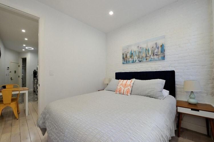 The Soho Flat Vibe 8623