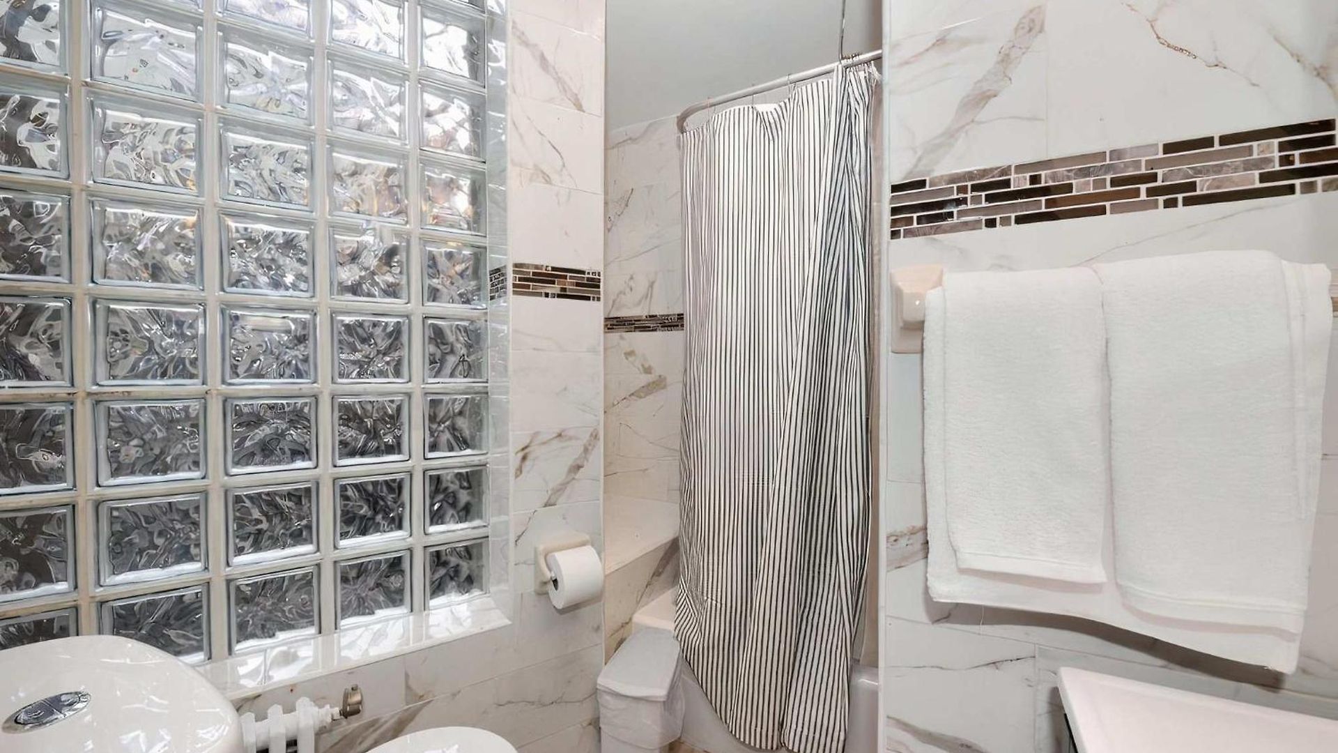The Ideal Iv Vibe 8560 Apartment New York