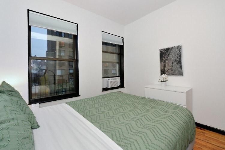 The Ideal Xiii Vibe 8673 Apartment