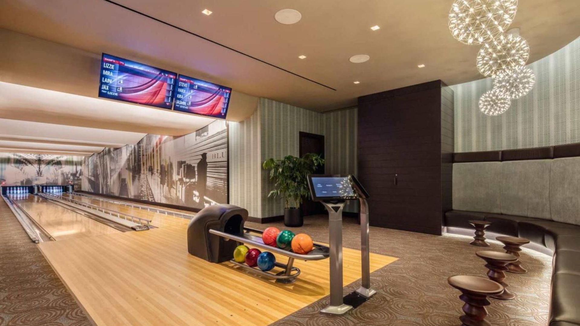 Luxury With Gym & Pool Apartment