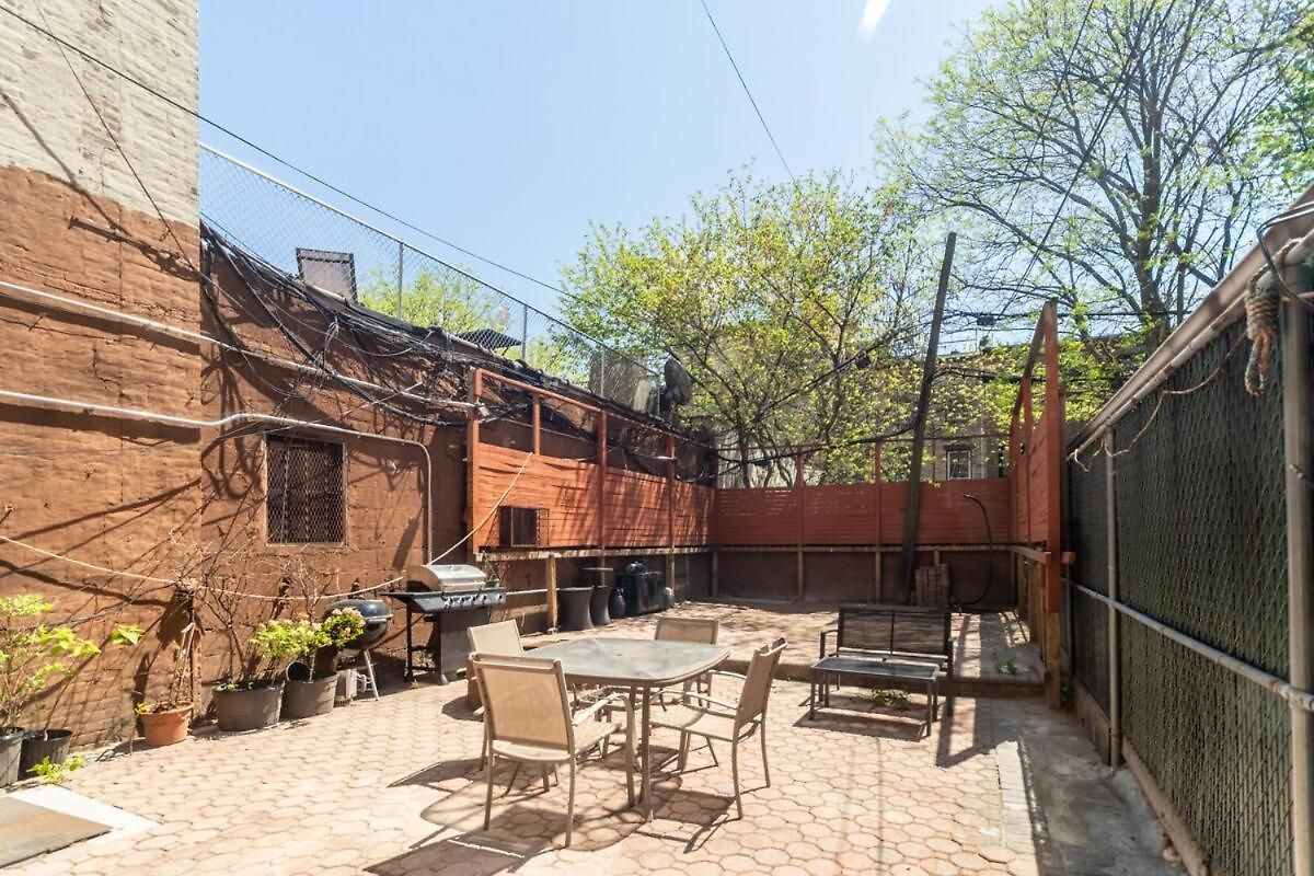 The Boca Abode - 2br 2bth W Jacuzzi Tub & Private Backyard * New York