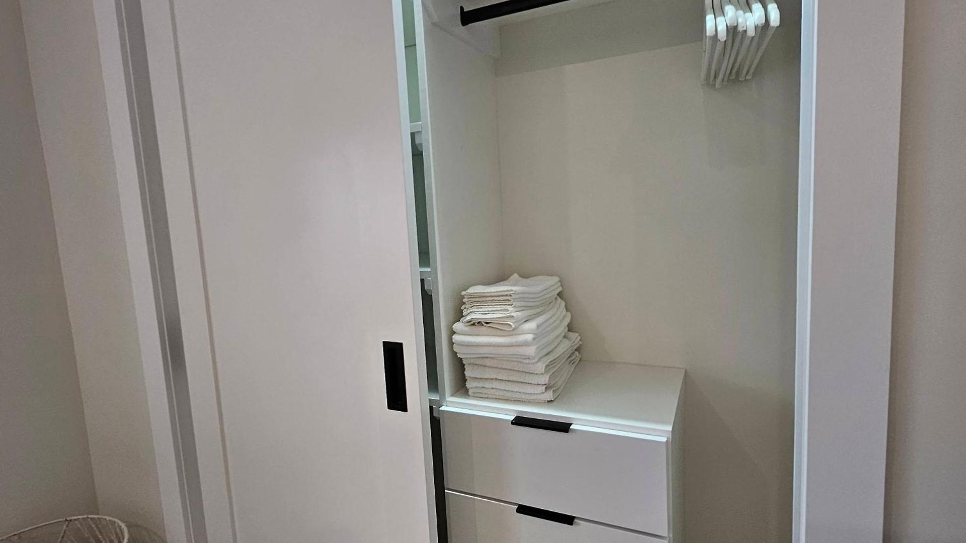 Apartment Spacious 2-bedroom Near Subway - Easy Manhattan Access New York