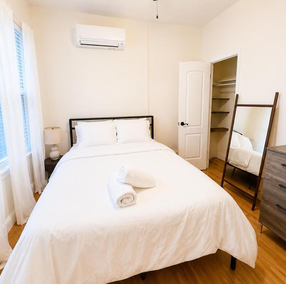 The Heights Haven, Spacious 6 Bedrooms Townhouse With Patio *