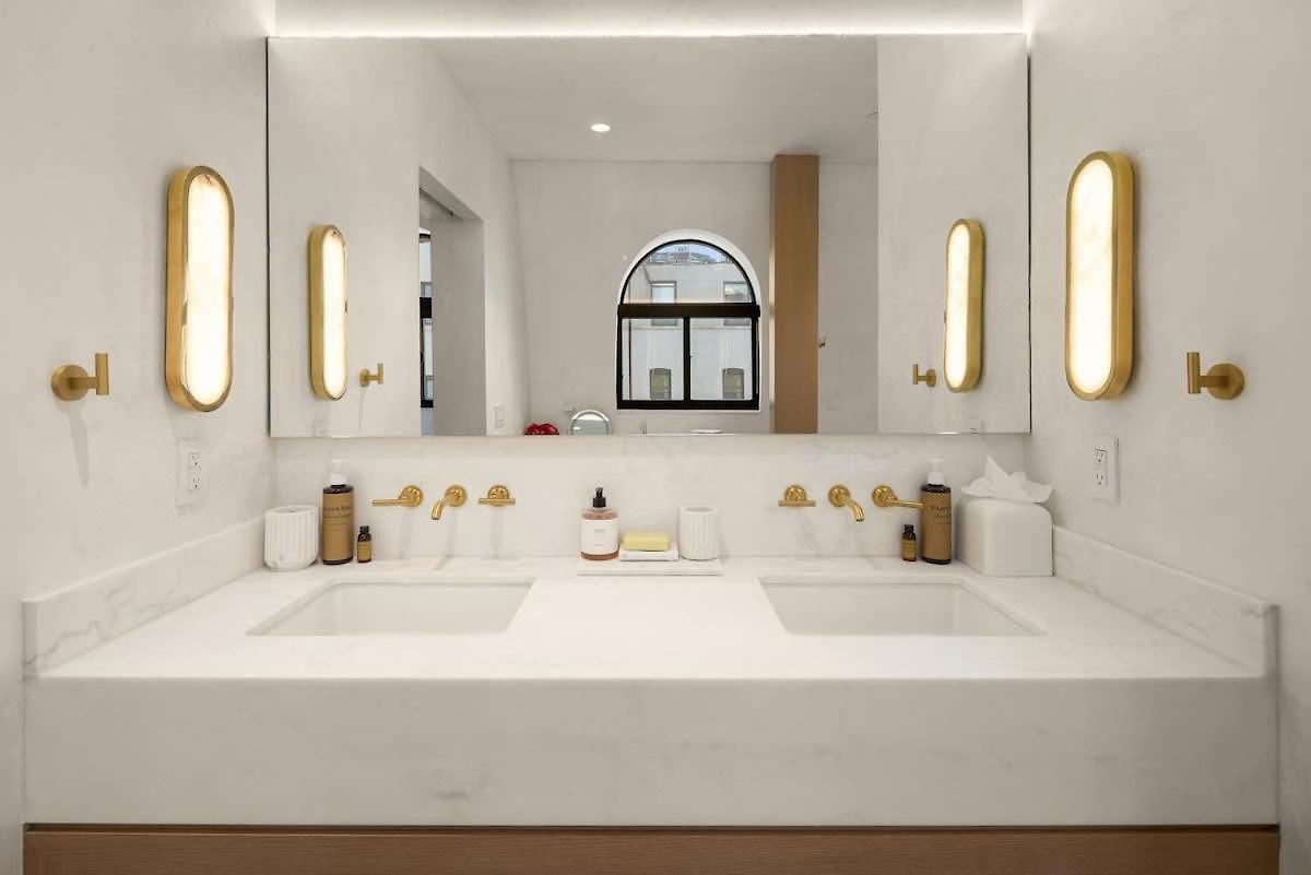 Midtown Penthouse With Empire State Views In Nyc Apartment *
