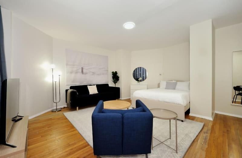 The Grand Iii Vibe 8740 Apartment *