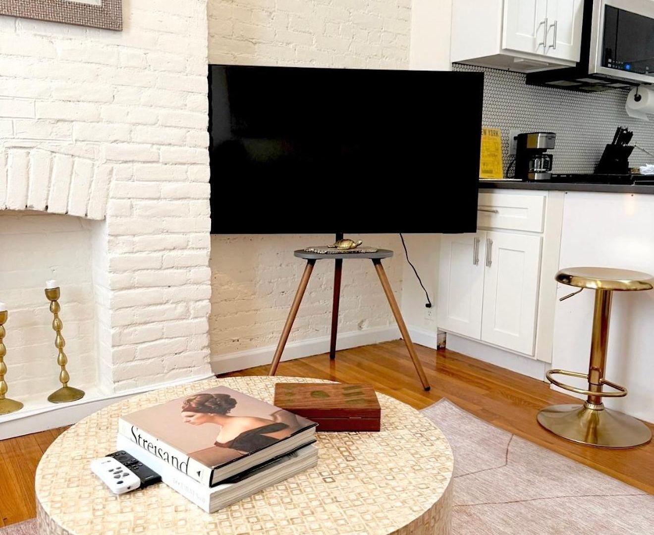 Gorgeous 2 Bedroom 2 Baths Nyc Oasis * New York