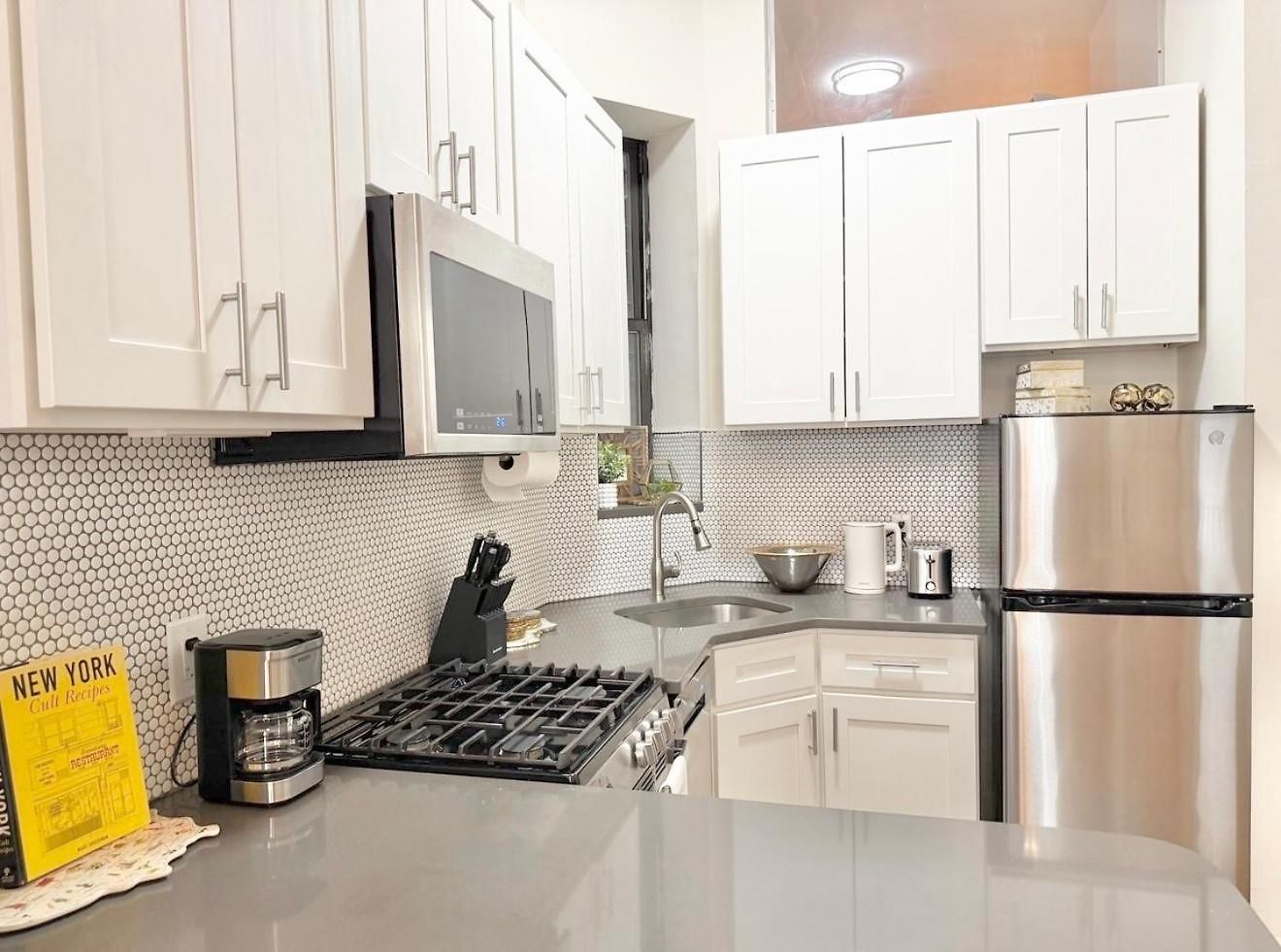 Gorgeous 2 Bedroom 2 Baths Nyc Oasis Apartment *