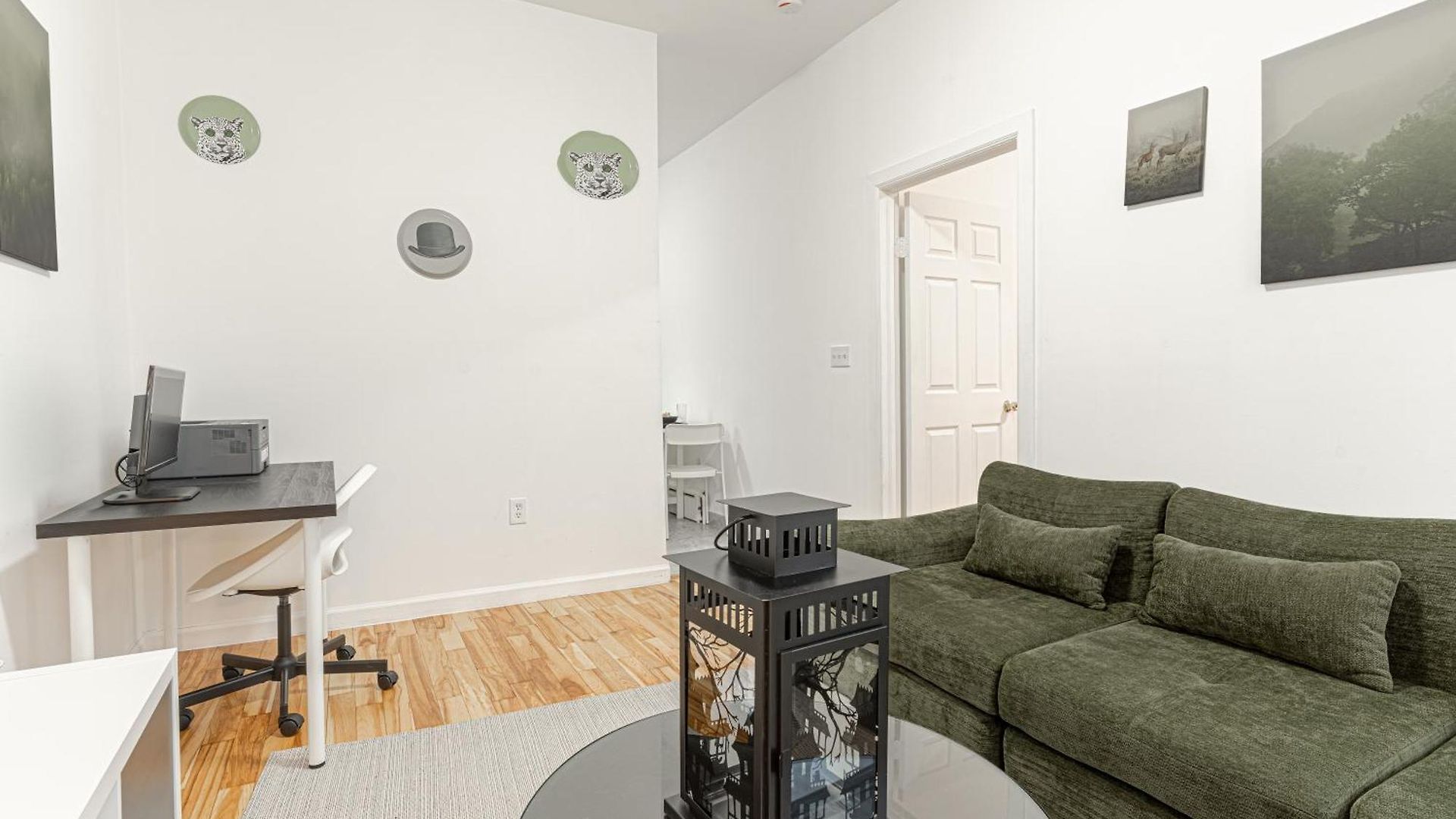 Modern 2br Retreat With Washer & Dryer - Near Subway & Lga *