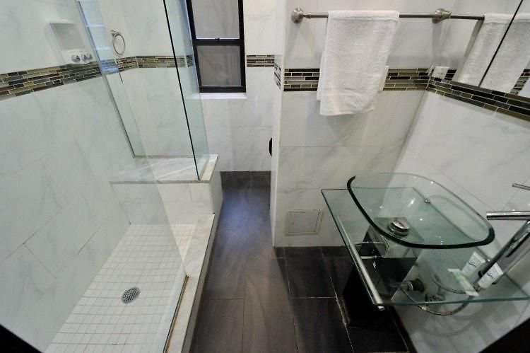 The Ideal X Vibe 8670 Apartment *