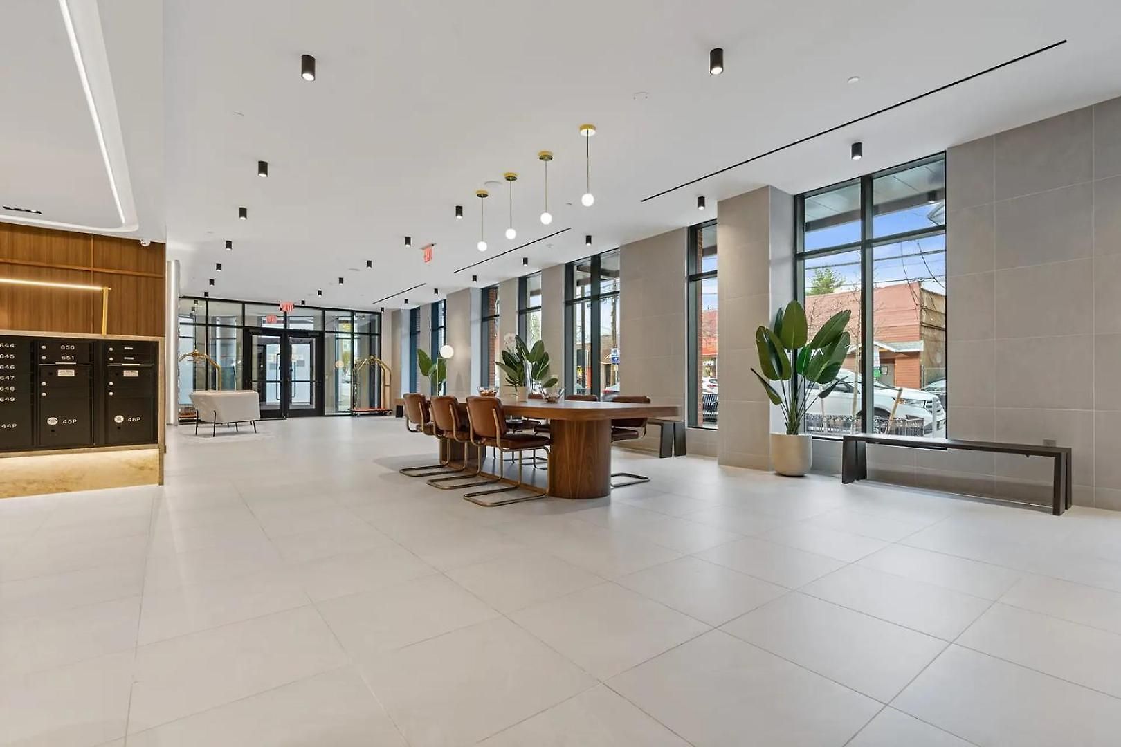Landing Modern 2Bd Rooftop Lounge Gym Apartment *