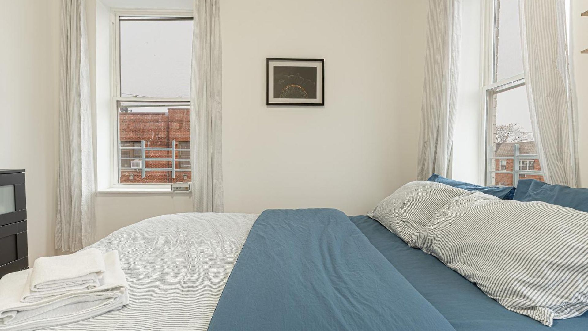 Modern 2br Retreat With Washer & Dryer - Near Subway & Lga *