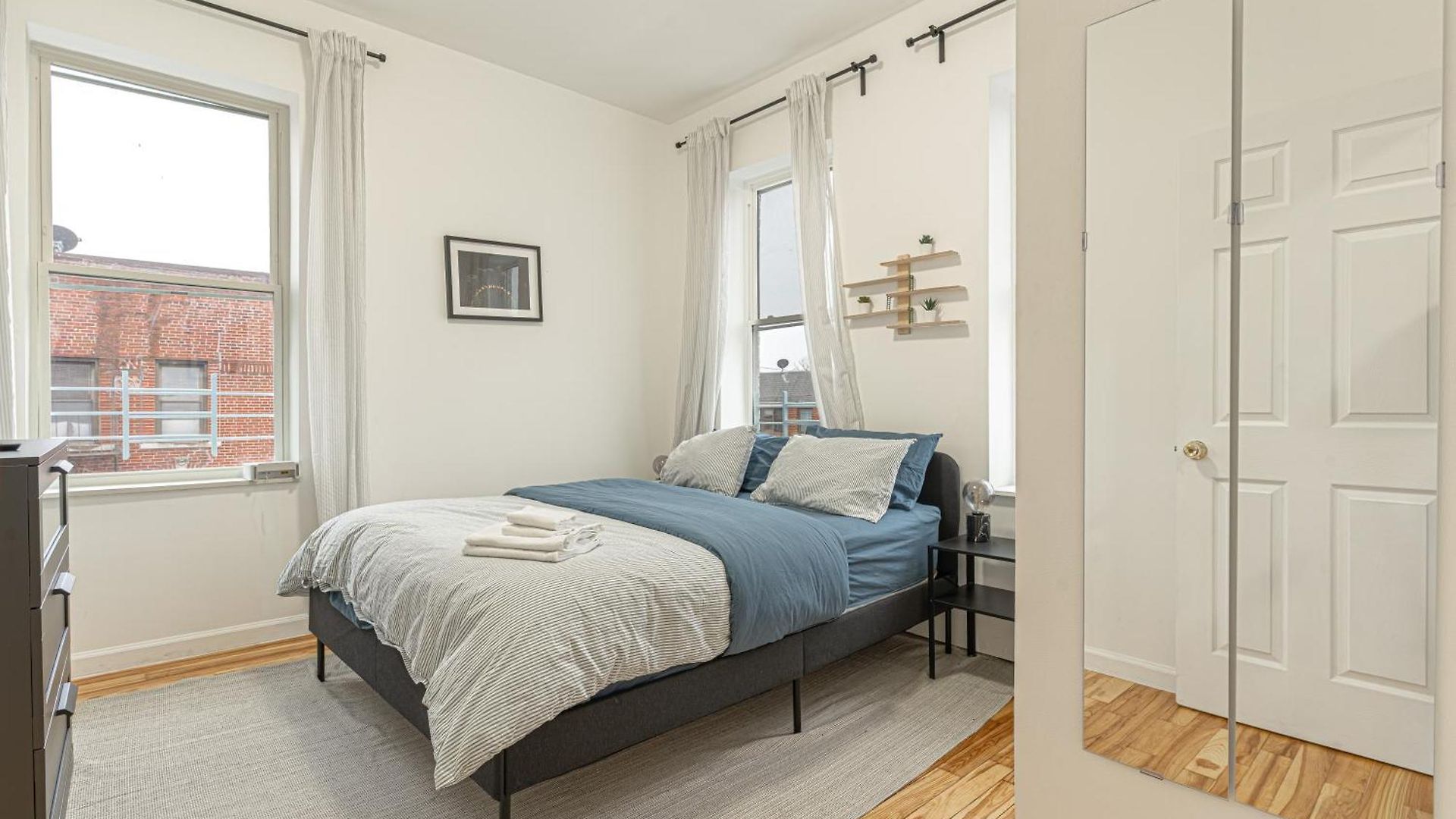 Modern 2br Retreat With Washer & Dryer - Near Subway & Lga *
