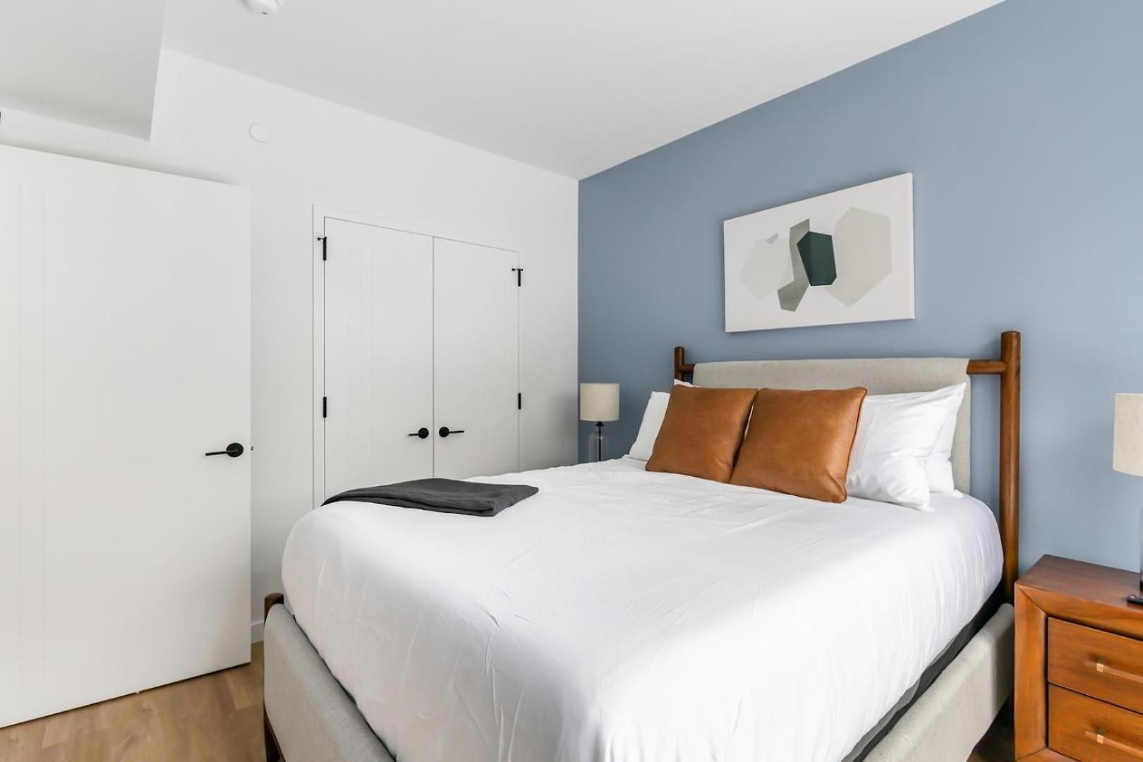 Landing Modern 2Bd Rooftop Lounge Gym Apartment *
