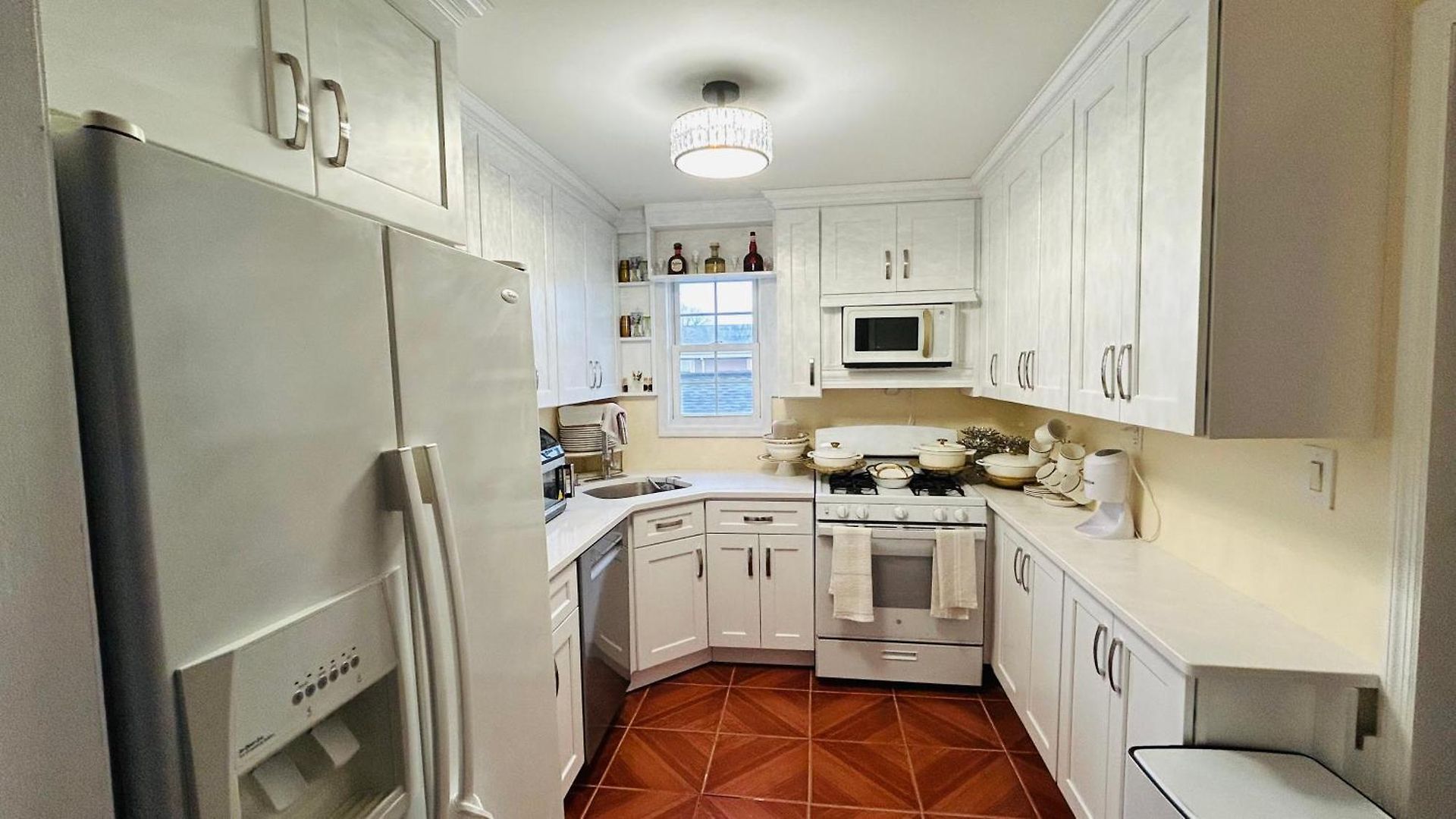 Casseus J Legacy Apartment