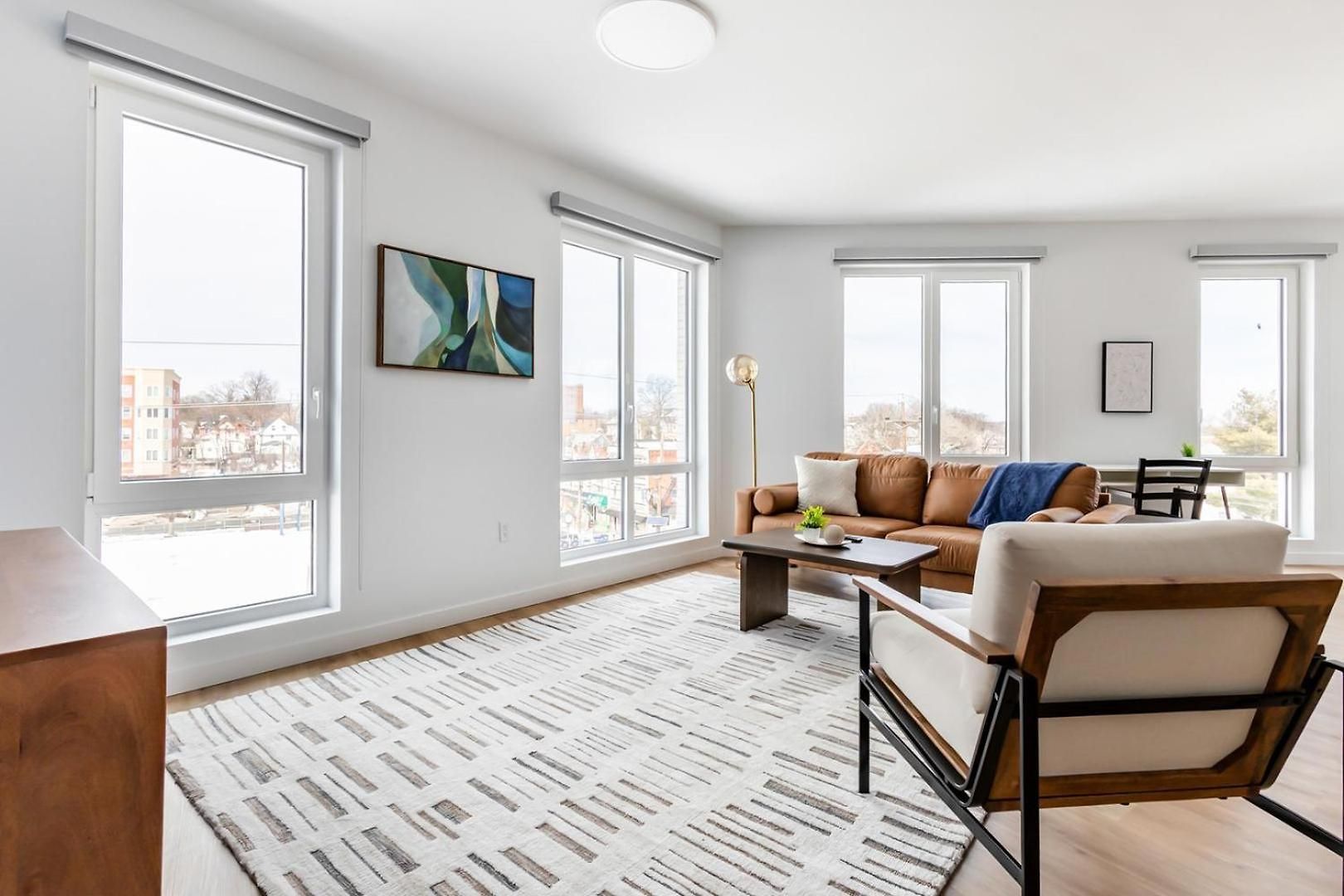 Landing Modern 2Bd Rooftop Lounge Gym Apartment