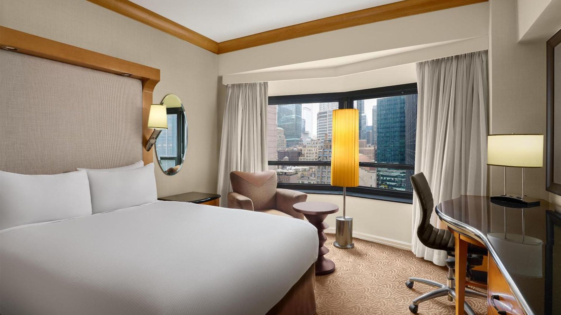 Hilton Midtown 4*