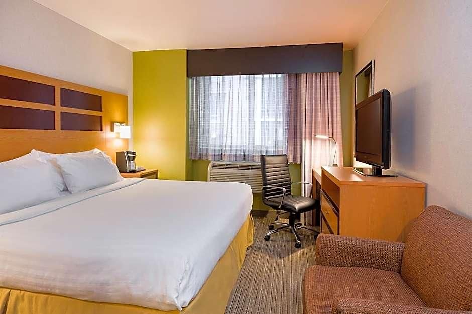 Hotel Express - Times Square By Ihg 3*